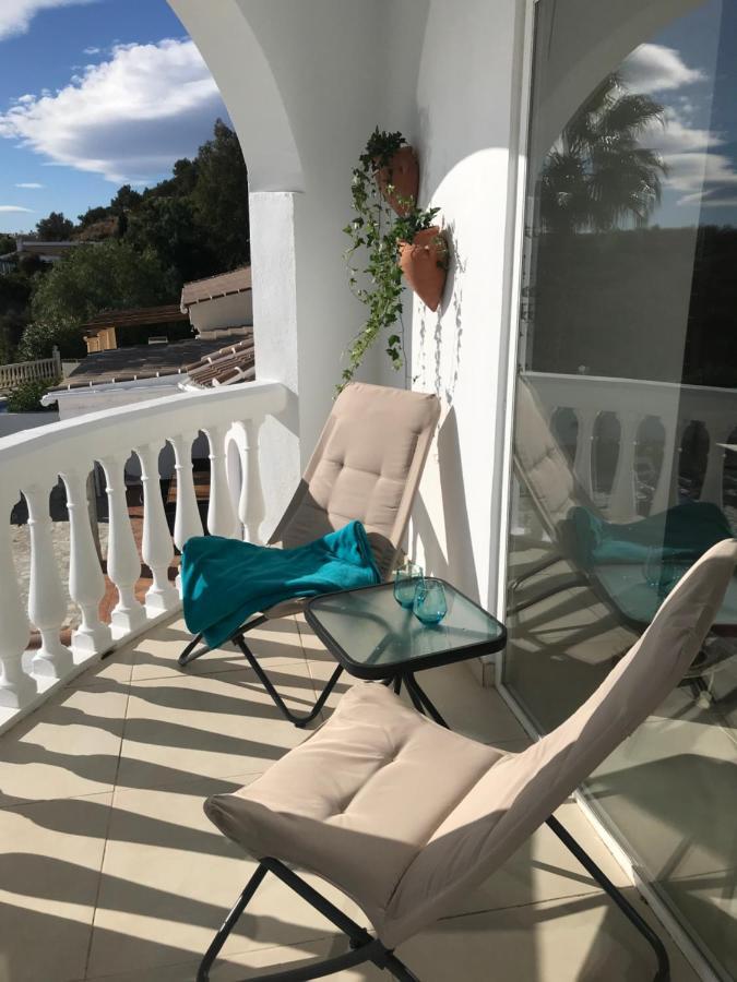 Villa Pura Vida Andalusien Алгаробо Екстериор снимка