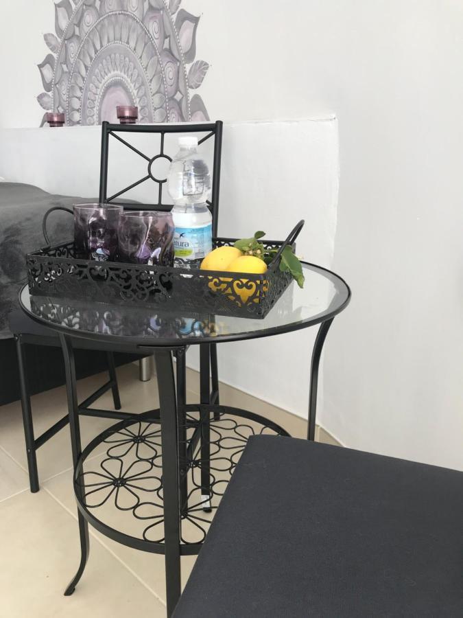 Villa Pura Vida Andalusien Алгаробо Екстериор снимка