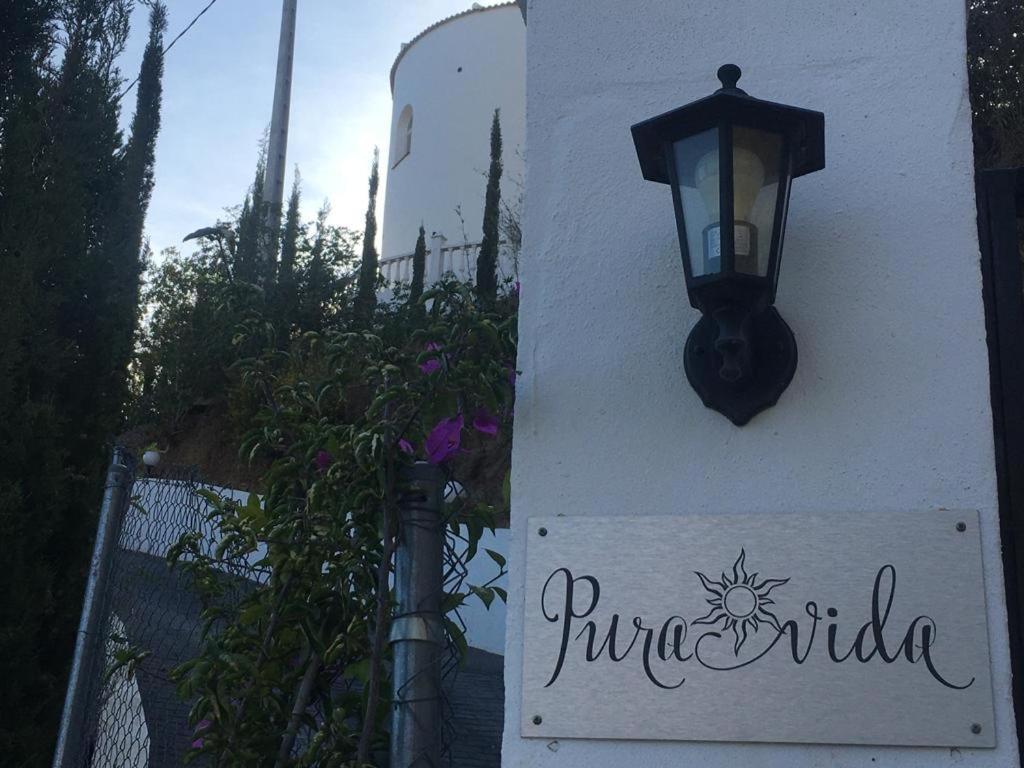 Villa Pura Vida Andalusien Алгаробо Екстериор снимка